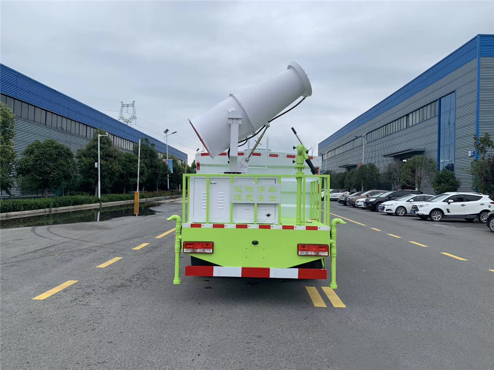 東風(fēng)凱普特純電動(dòng)抑塵車