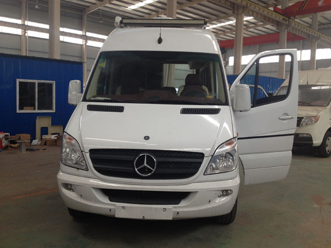 奔馳凌特B型房車(chē)