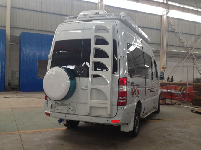 奔馳凌特B型房車(chē)