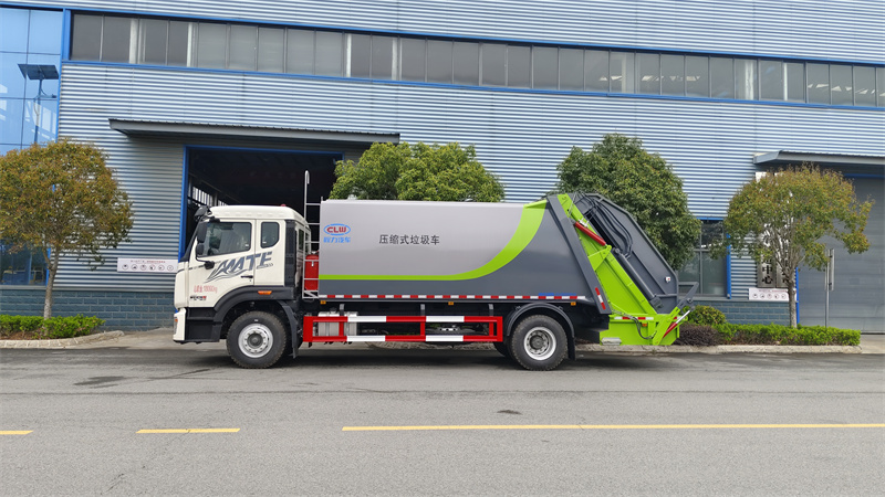 湖北程力豪沃18方壓縮垃圾車(chē)