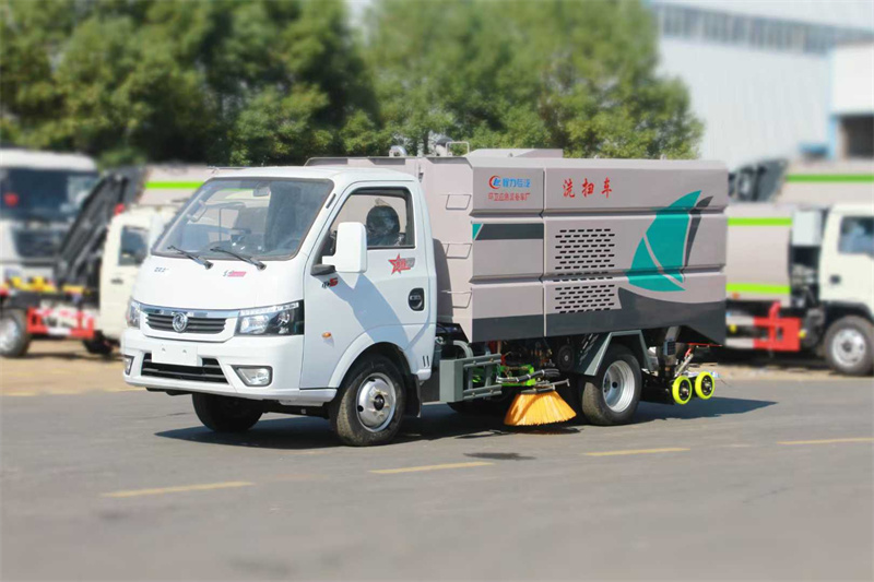 東風(fēng)途逸藍(lán)牌洗掃車(chē)